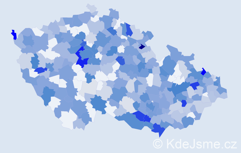 Jméno: 'Emily', počet výskytů 817 v celé ČR